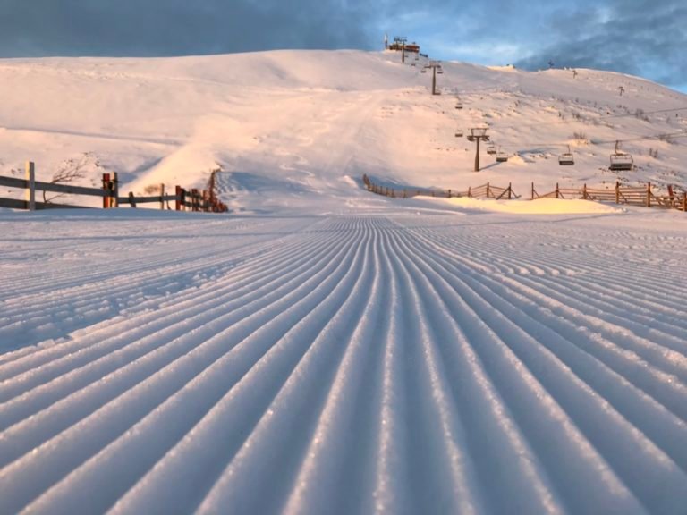 Bjelašnica i Jahorina prkose problemima: Olimpijske ljepotice daju svoj maksimum da ugode skijašima